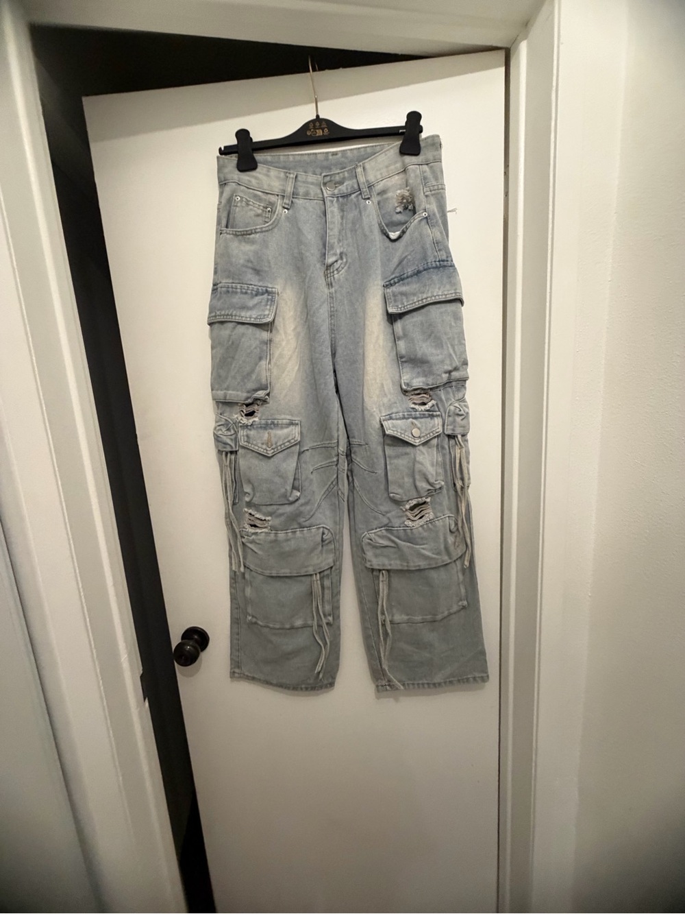 Light Wash Cargo Pocket Jeans